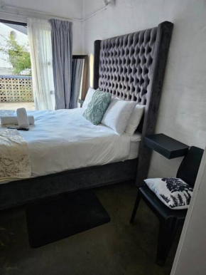 Cozy 116 Craftmanship Maboneng